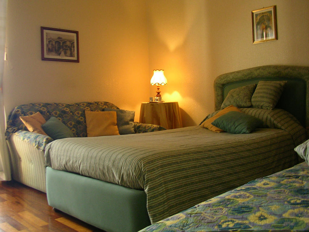 Villa Caterina B&B Pedara Pokoj fotografie